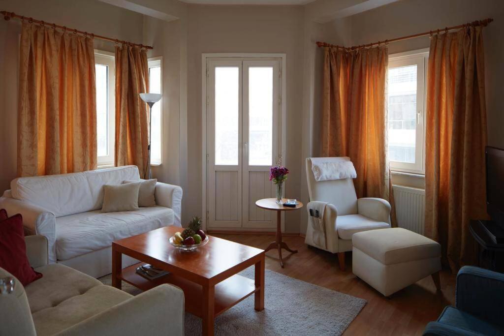 Cozy Next To Taksim Square * Istanboel